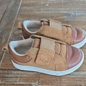 UGG Kids Brown Velcro Sneakers